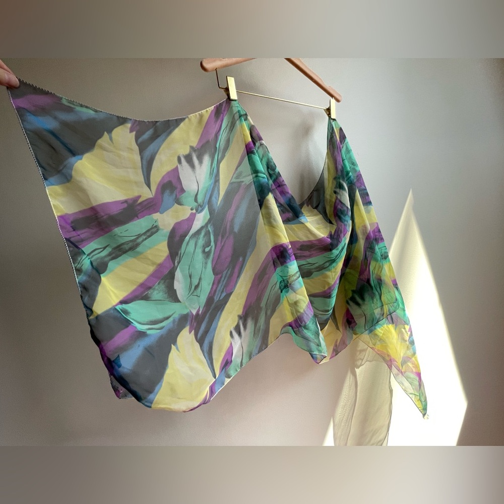 Vintage Italian Sheer Scarf - Picture 8 of 10